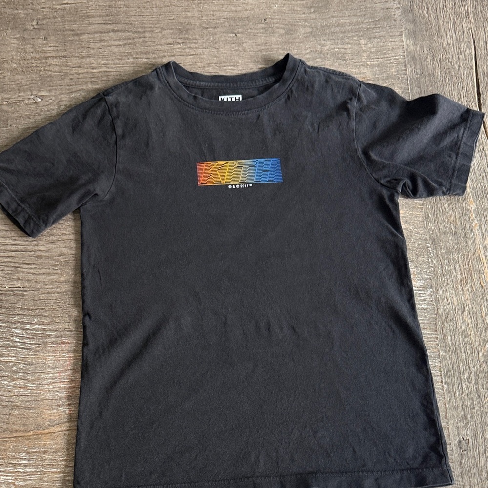 Kith Kids size M